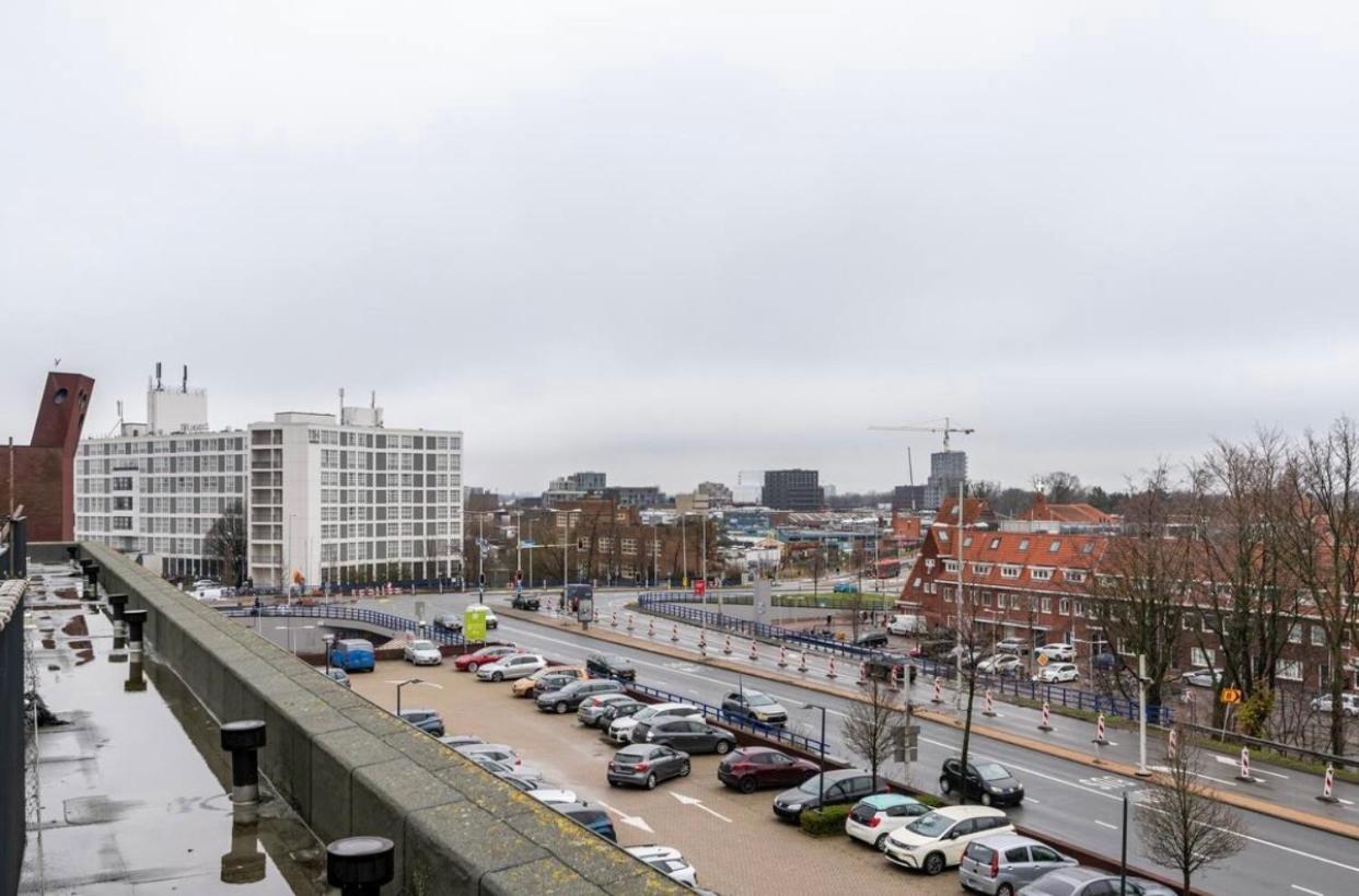 4-Bedroom- Central Located- 120 Sqr Meter Apartment Amsterdam Exteriör bild