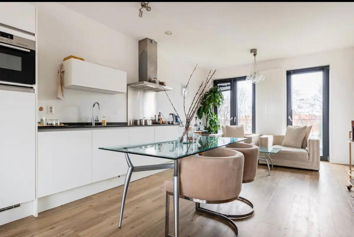 4-Bedroom- Central Located- 120 Sqr Meter Apartment Amsterdam Exteriör bild